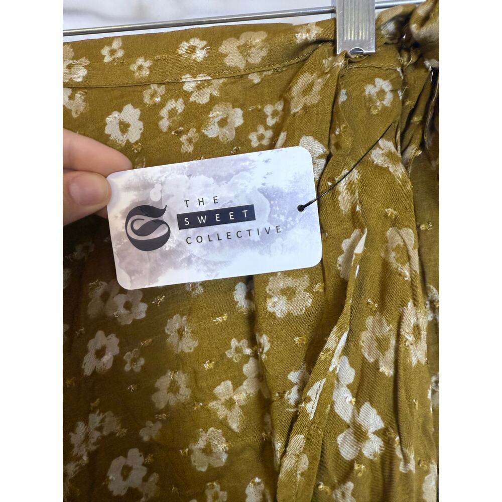 NWT The Sweet Collective Shiloh Skirt Olive Green Floral Wrap Sz S - Picture 3 of 5